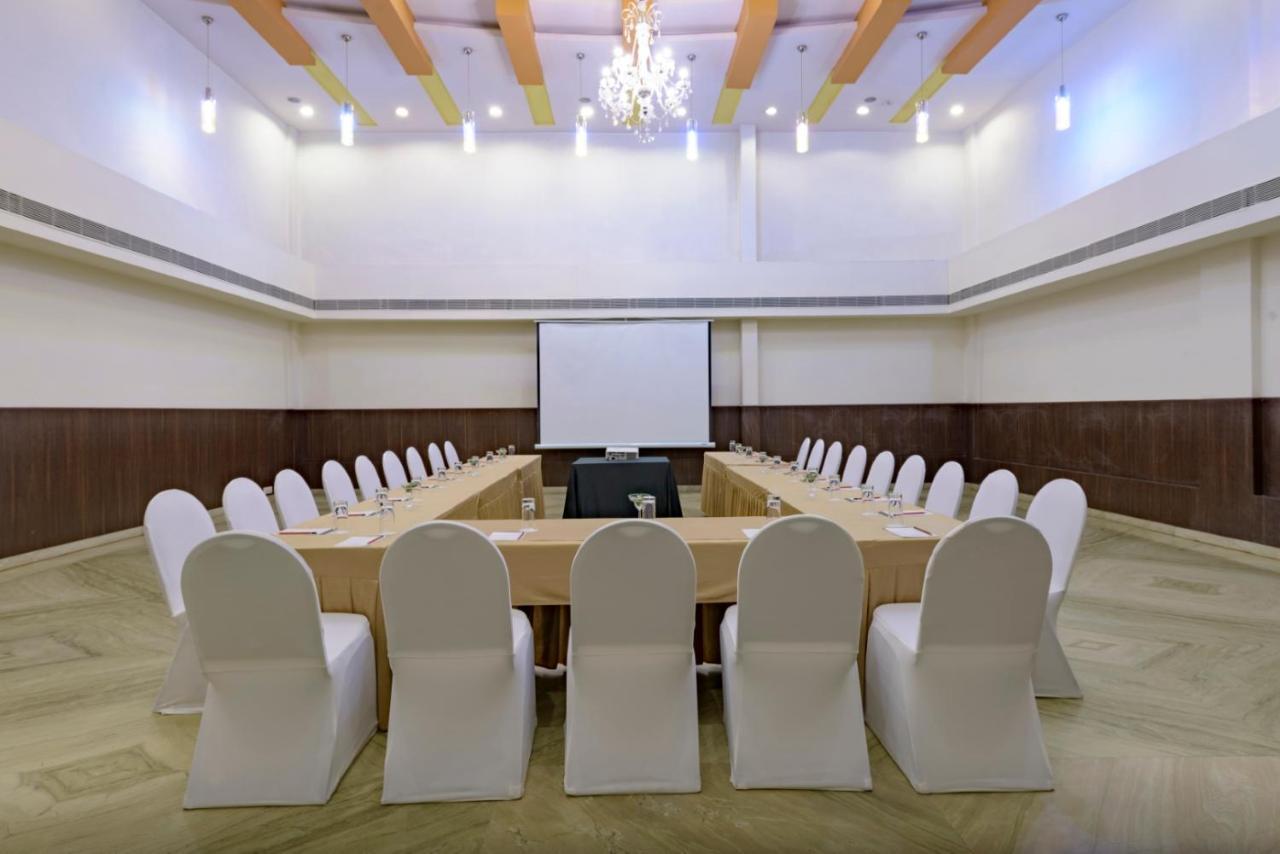 The Fern Residency - Yeshwanthpur Hotel Бангалор Екстериор снимка