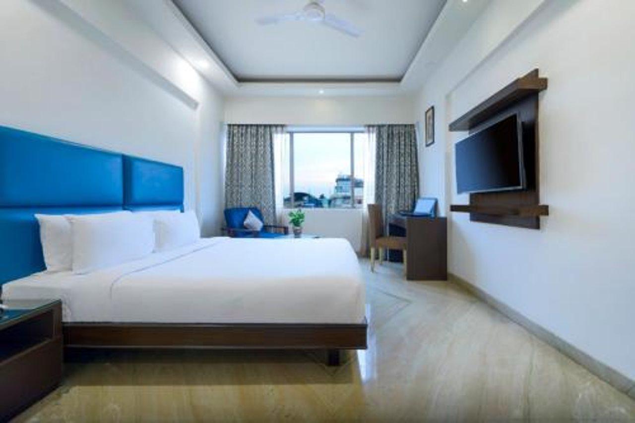The Fern Residency - Yeshwanthpur Hotel Бангалор Екстериор снимка