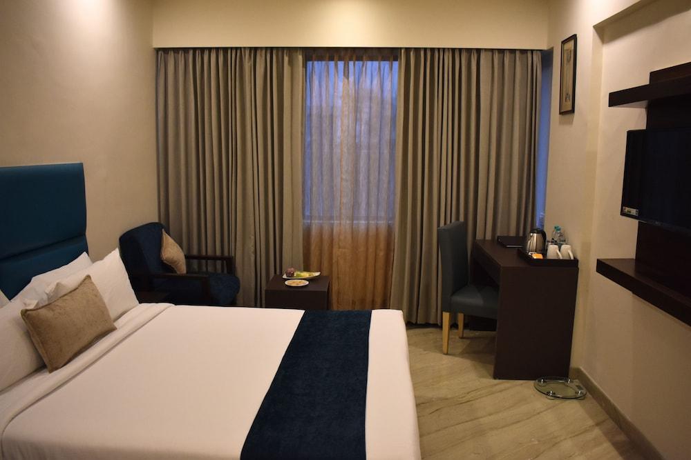 The Fern Residency - Yeshwanthpur Hotel Бангалор Екстериор снимка