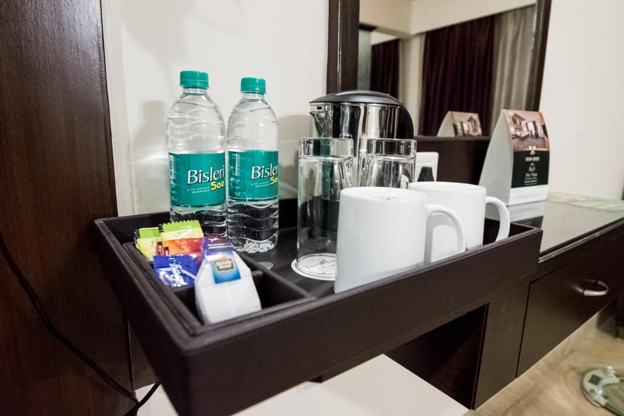 The Fern Residency - Yeshwanthpur Hotel Бангалор Екстериор снимка
