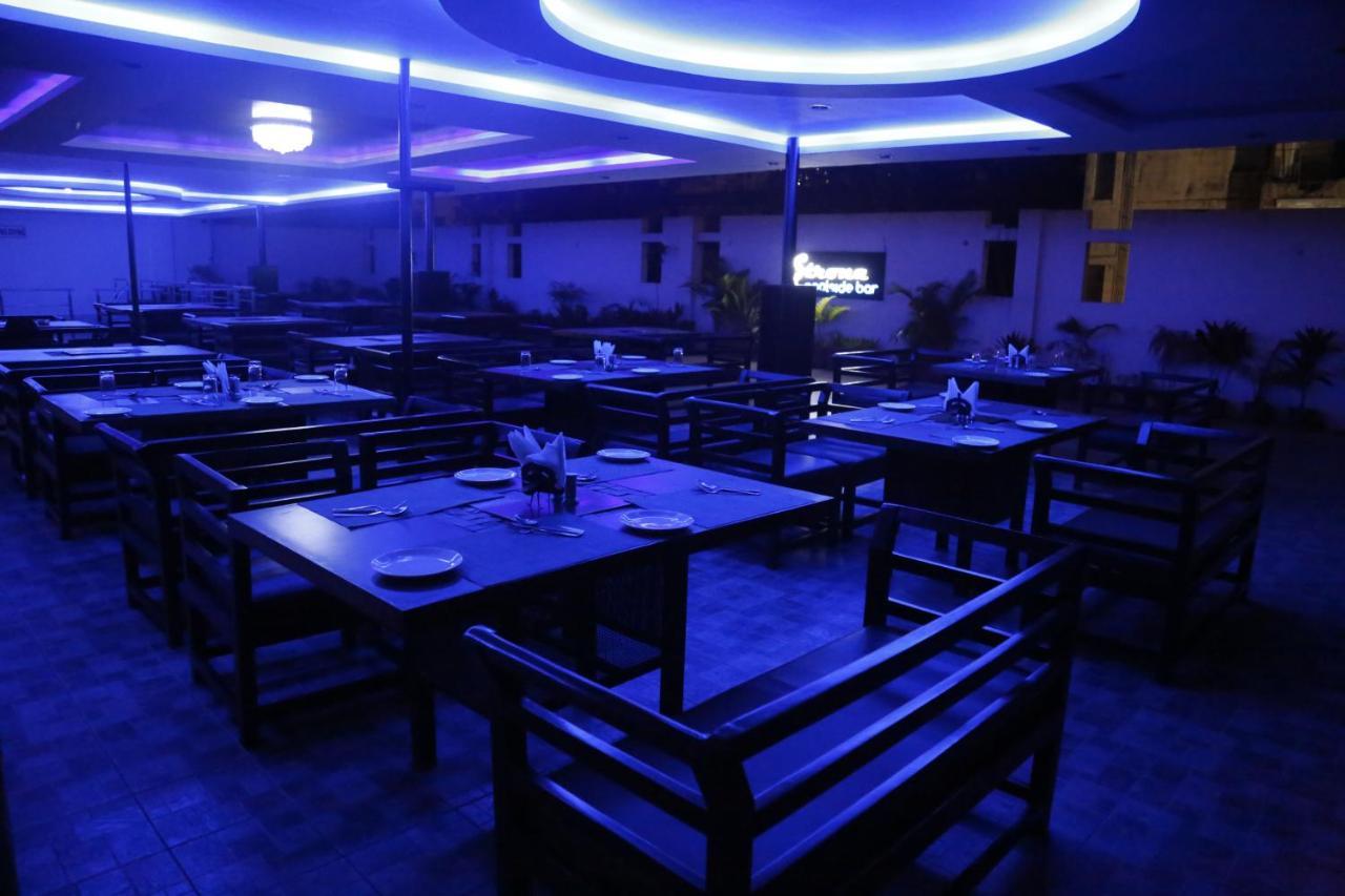 The Fern Residency - Yeshwanthpur Hotel Бангалор Екстериор снимка